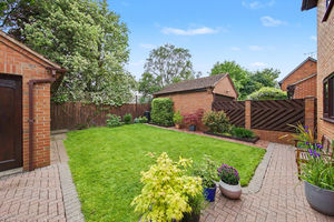 Ash Tree Close
